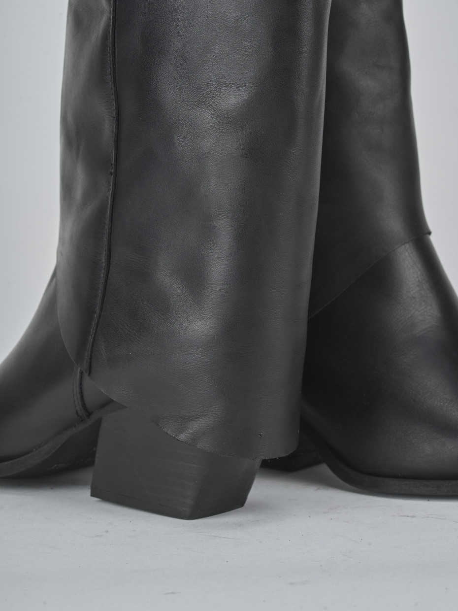 Stivali tacco 7cm pelle nero