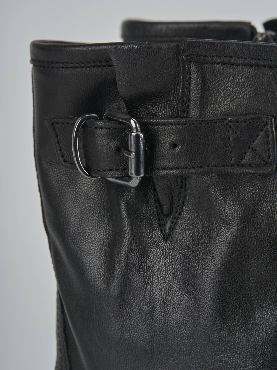 Stivaletti tacco 2cm pelle nero