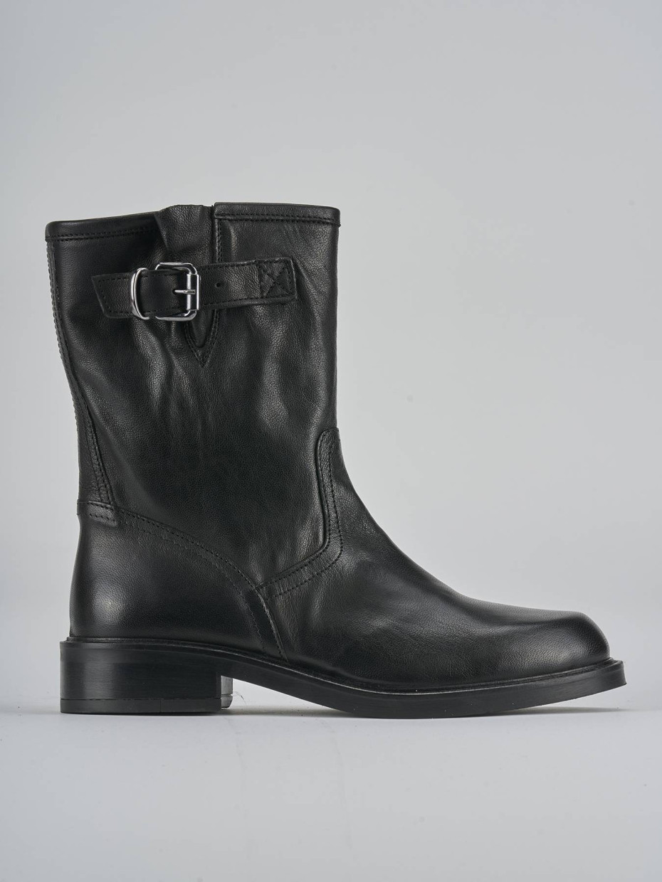 Stivaletti tacco 2cm pelle nero