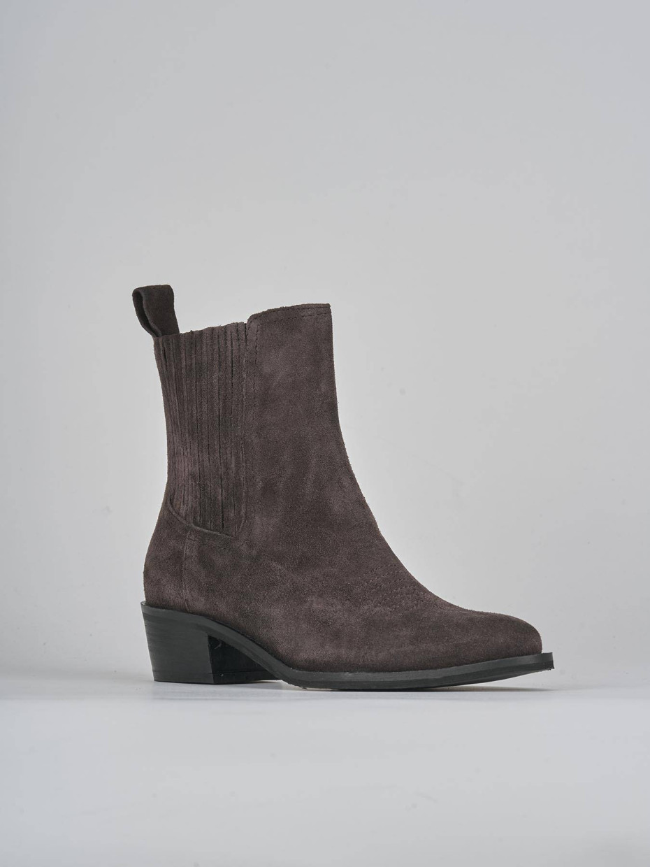 Stivaletti tacco 3cm camoscio testa