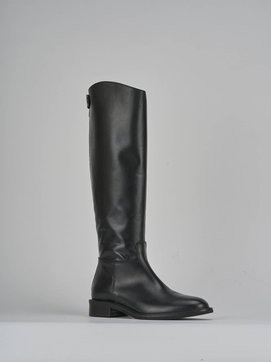 Stivali tacco 3cm pelle nero