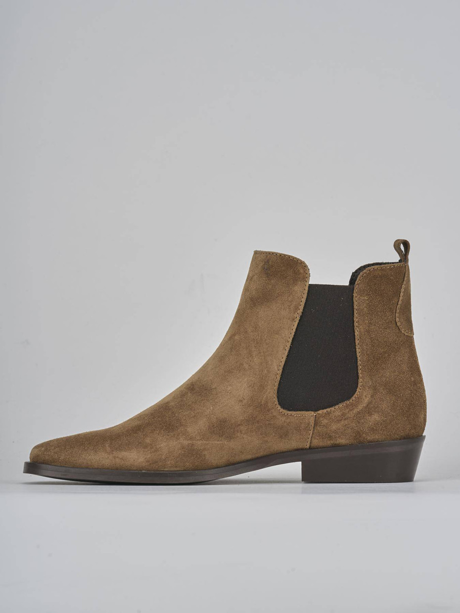 Stivaletti tacco 2cm camoscio marrone