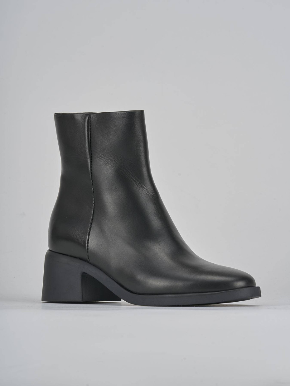 Stivaletti tacco 4cm pelle nero