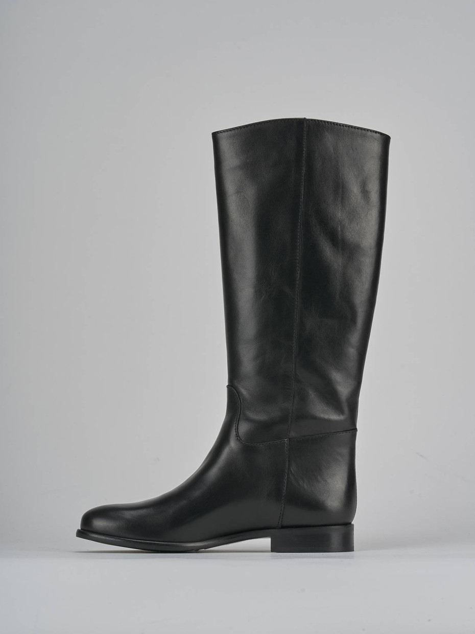 Stivali tacco 2cm pelle nero
