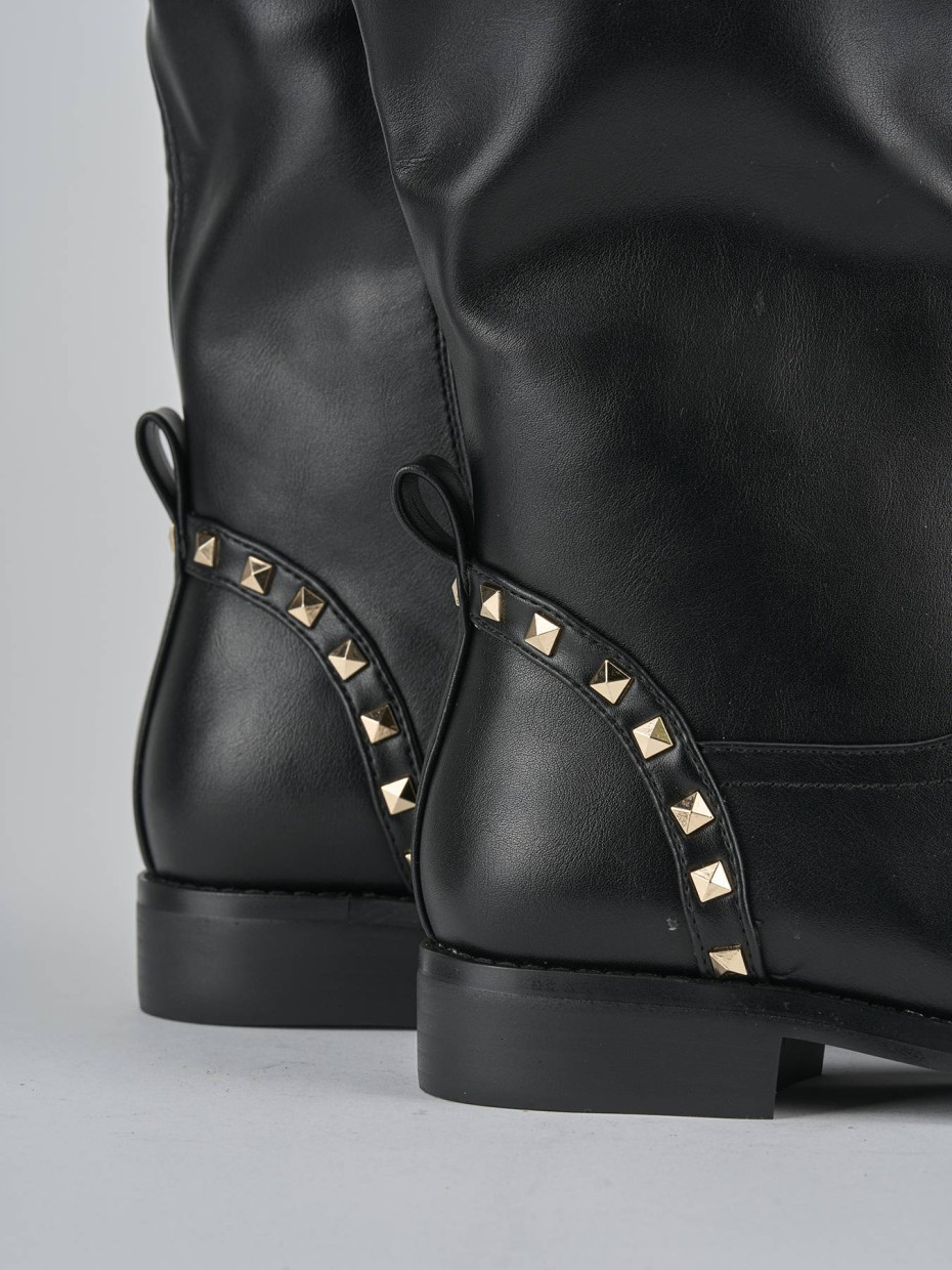 Stivali tacco 1cm pelle nero