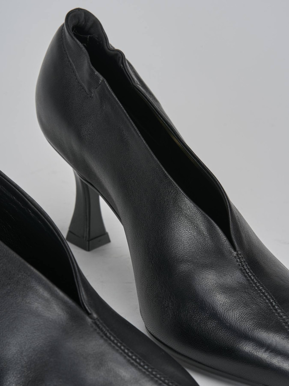 Décolleté e slingback tacco 7cm pelle nero