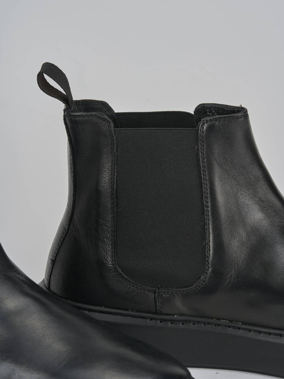 Stivaletti pelle nero