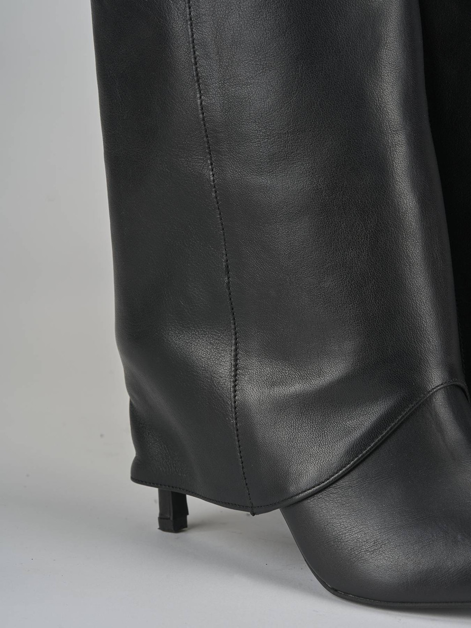 Stivali tacco 9cm pelle nero