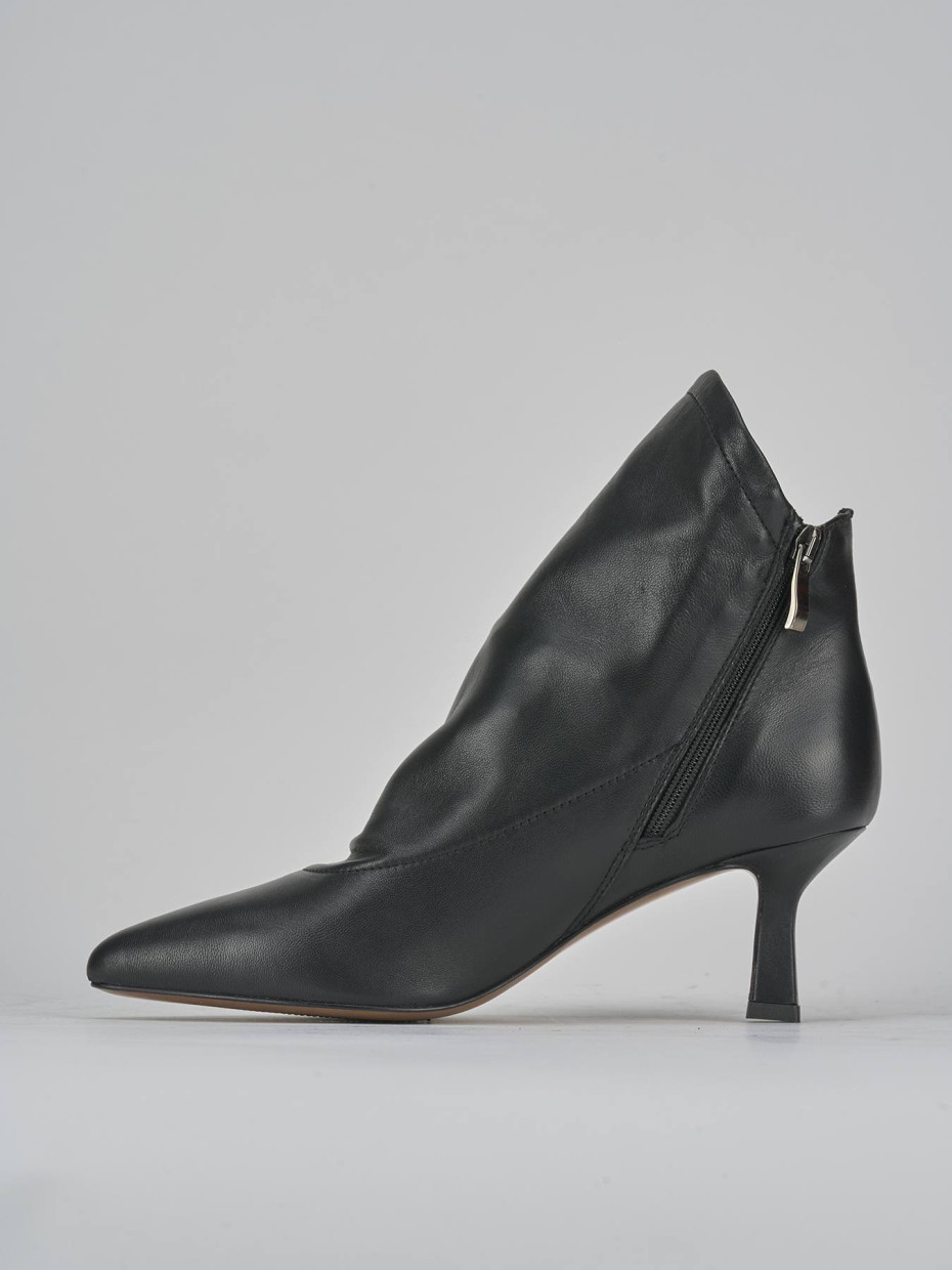 Stivaletti tacco 5cm pelle nero