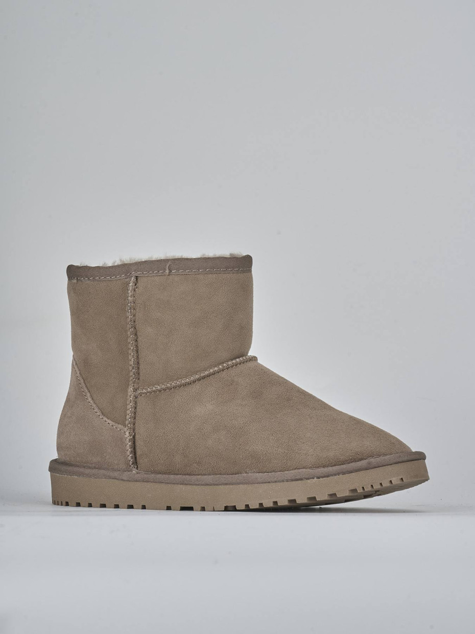 Stivaletti camoscio beige