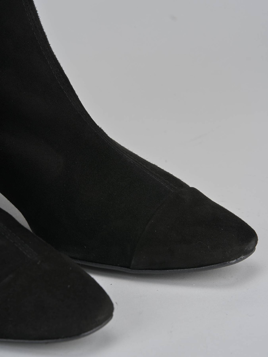Stivaletti tacco 5cm camoscio nero