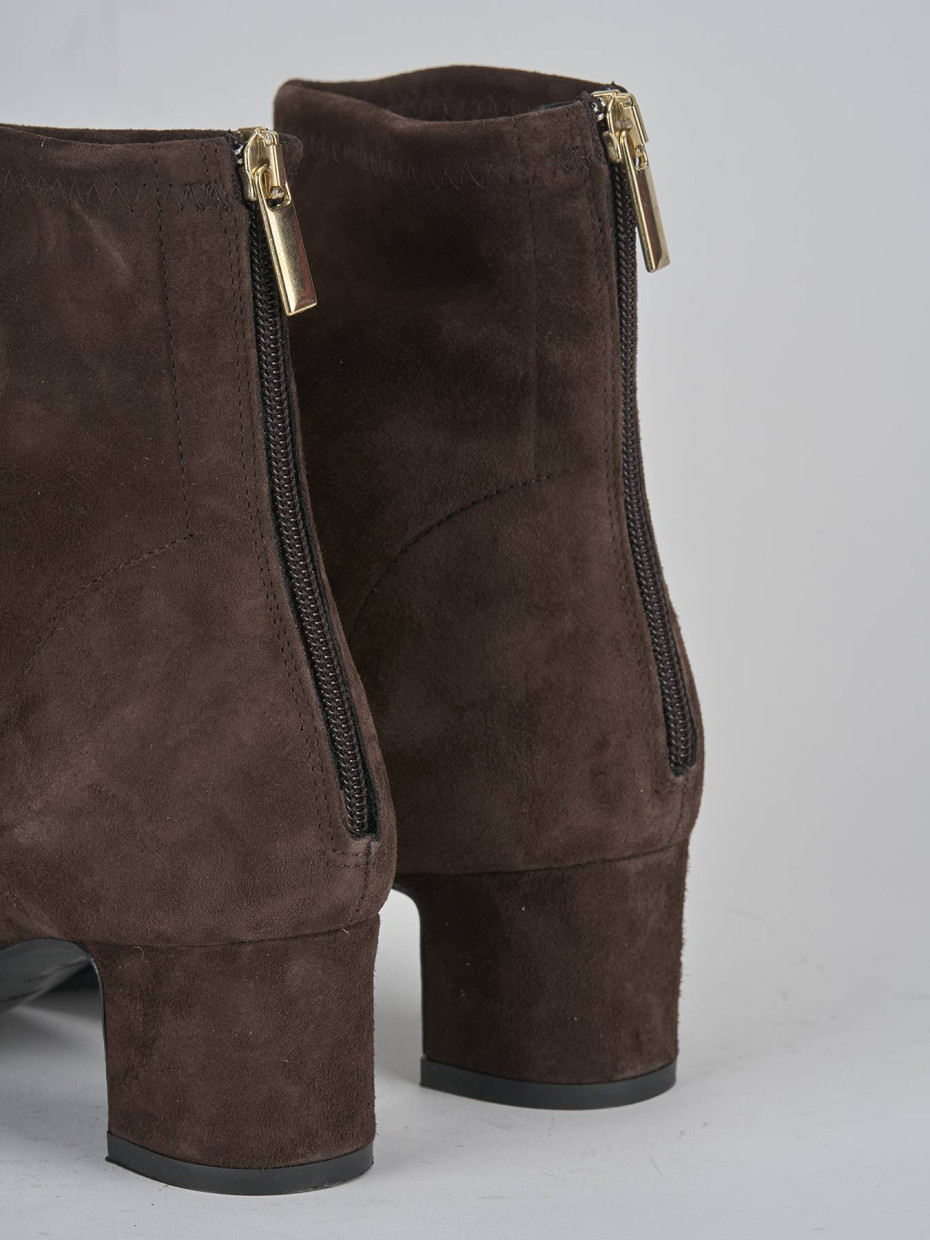 Stivaletti tacco 5cm camoscio testa