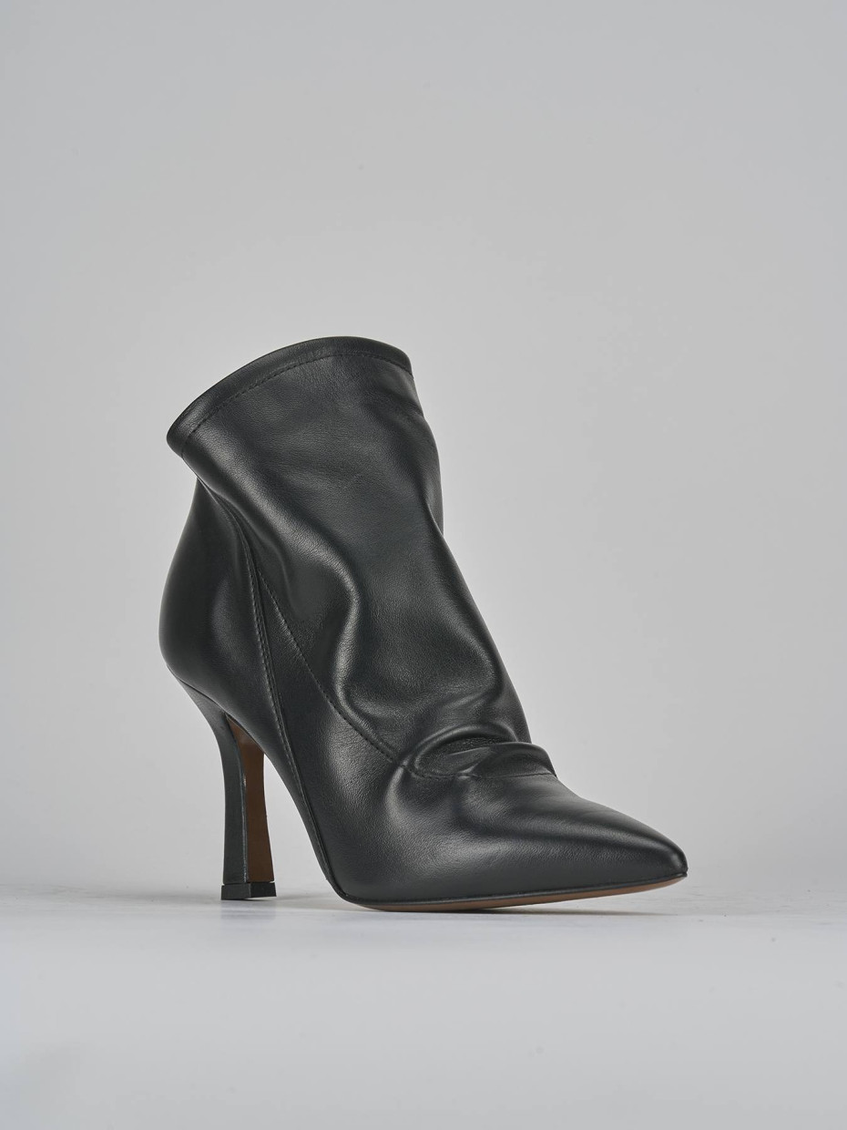 Stivaletti tacco 7cm pelle nero