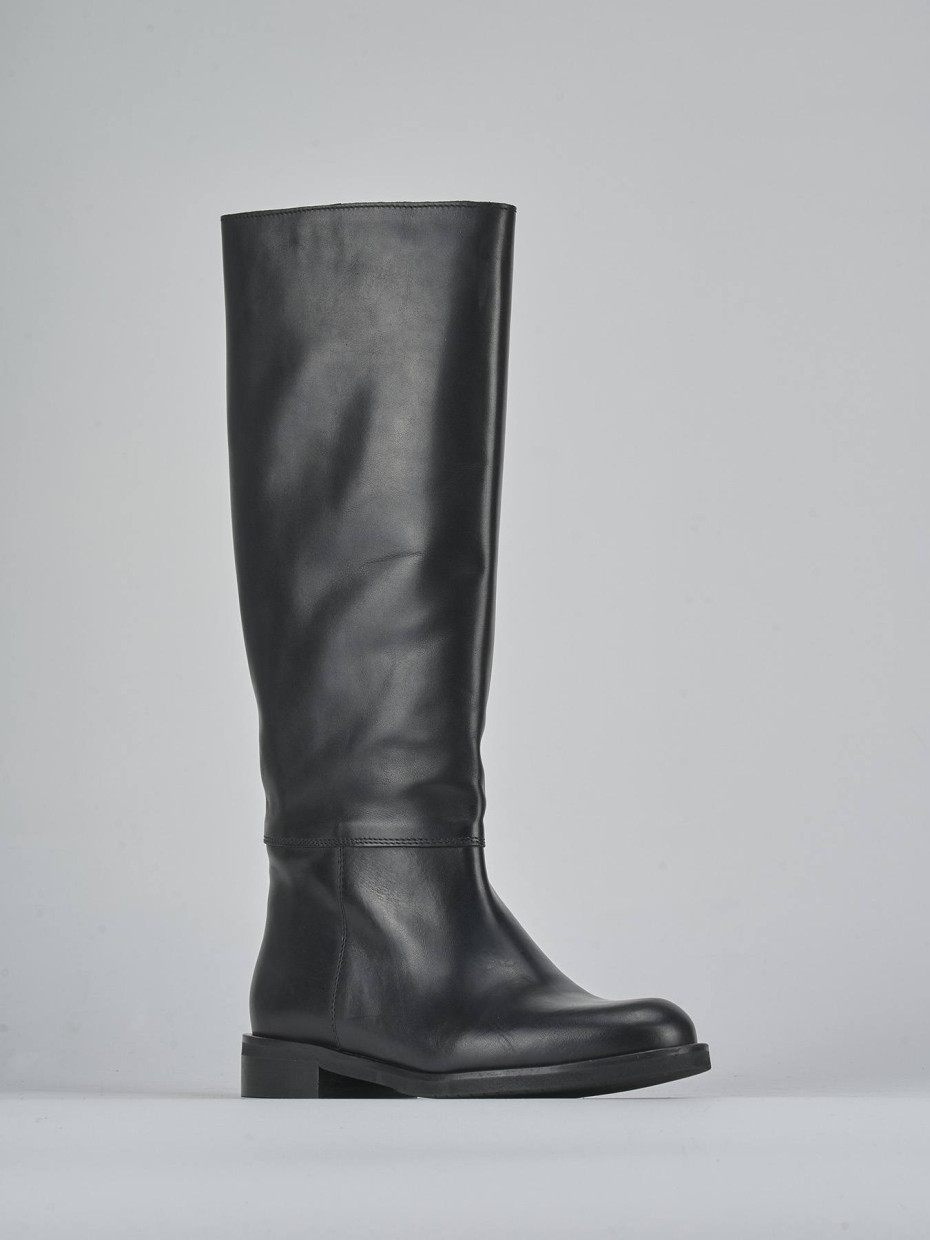 Stivali tacco 2cm pelle nero