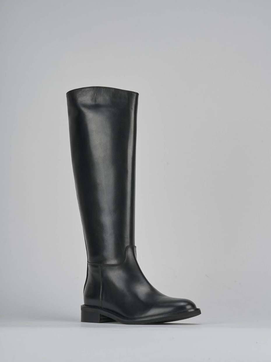 Stivali tacco 3cm pelle nero