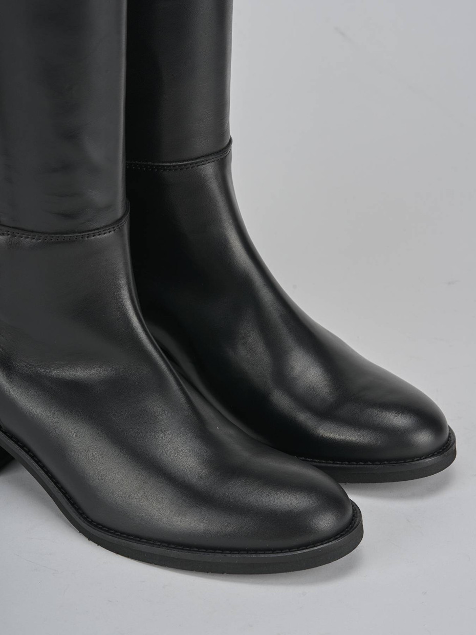 Stivali tacco 4cm pelle nero