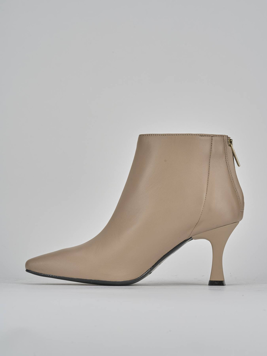 Stivaletti tacco 7cm pelle beige