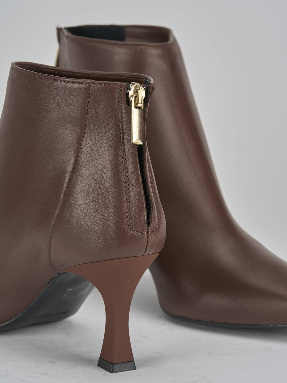 Stivaletti tacco 7cm pelle marrone