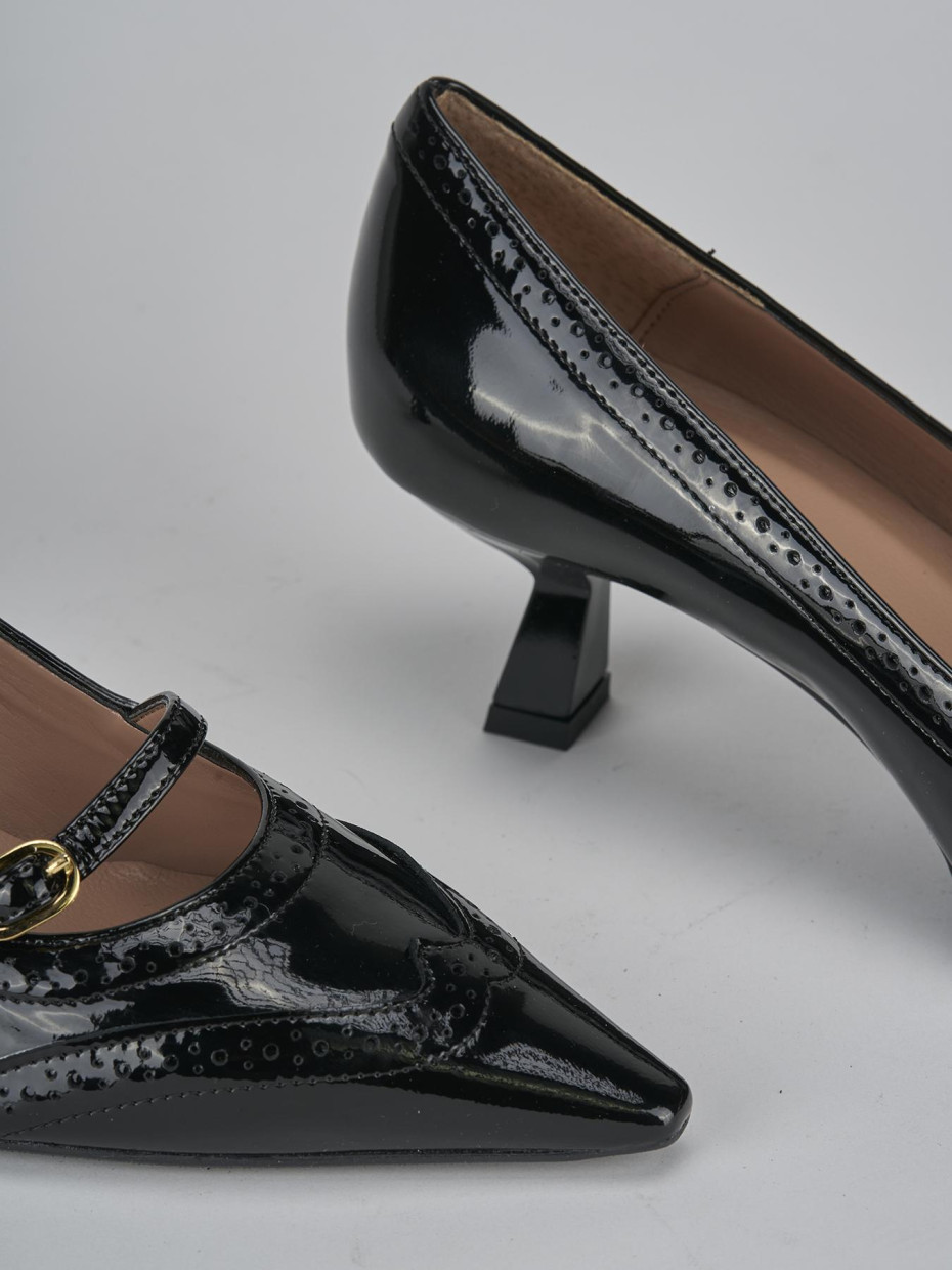 Décolleté e slingback tacco 6cm vernice nero