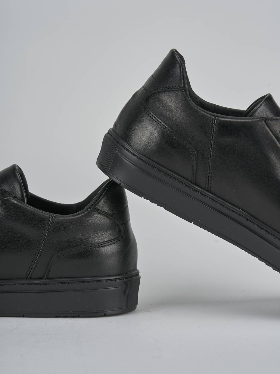 Sneakers pelle nero
