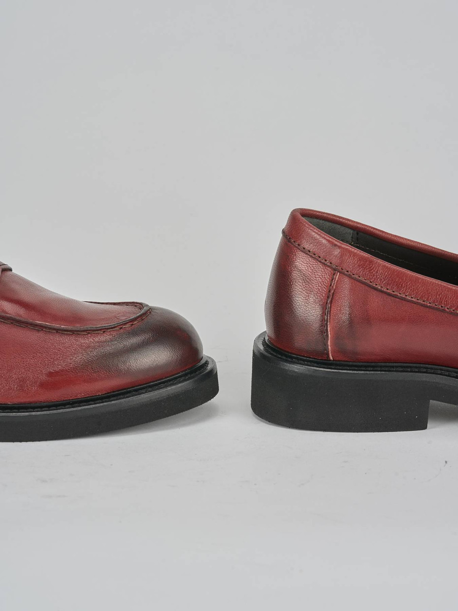 Mocassini tacco 2cm pelle bordo'