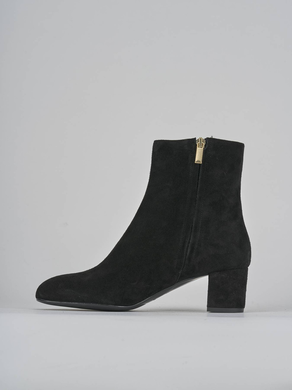 Stivaletti tacco 6cm camoscio nero