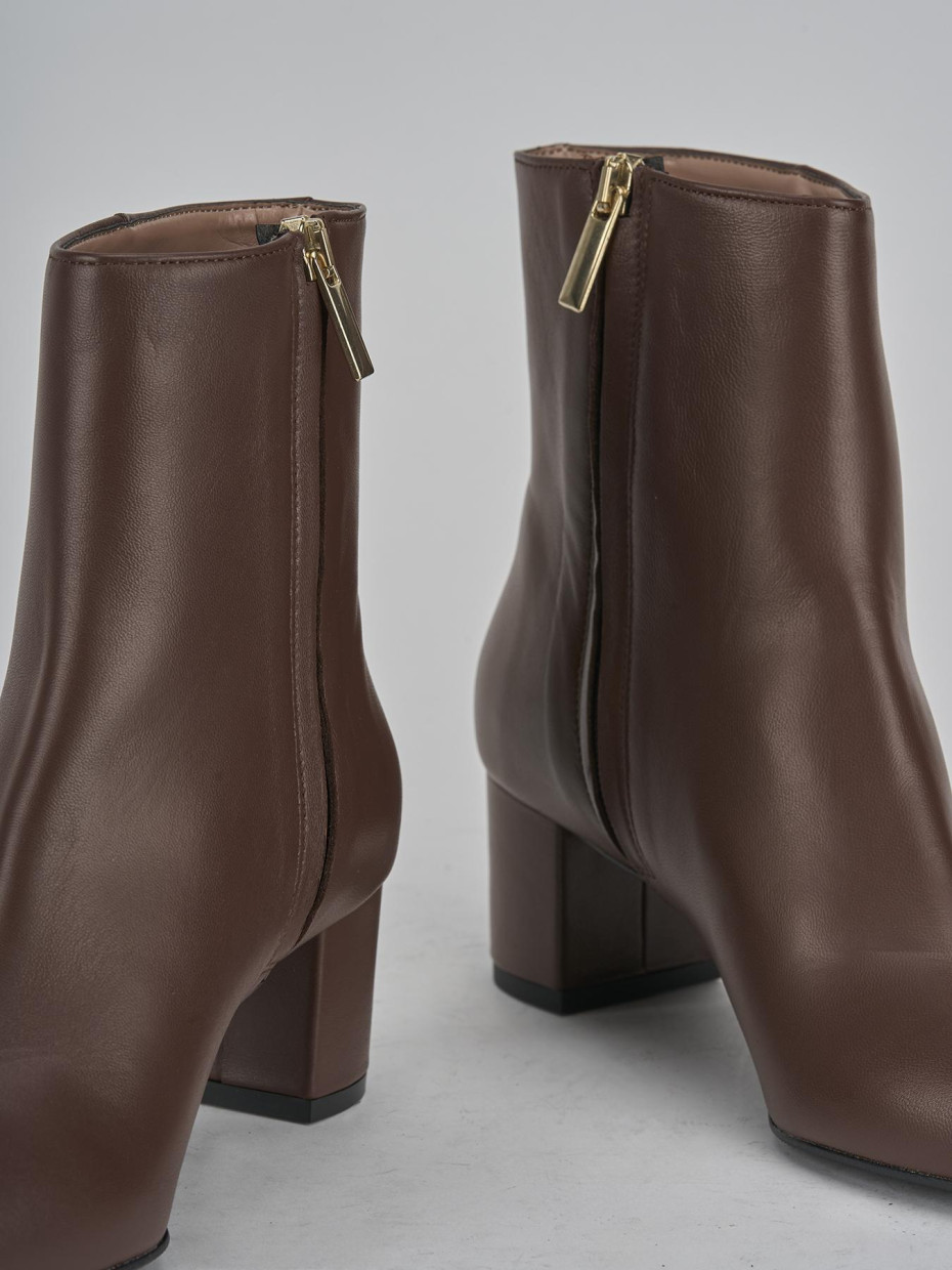 Stivaletti tacco 6cm pelle marrone