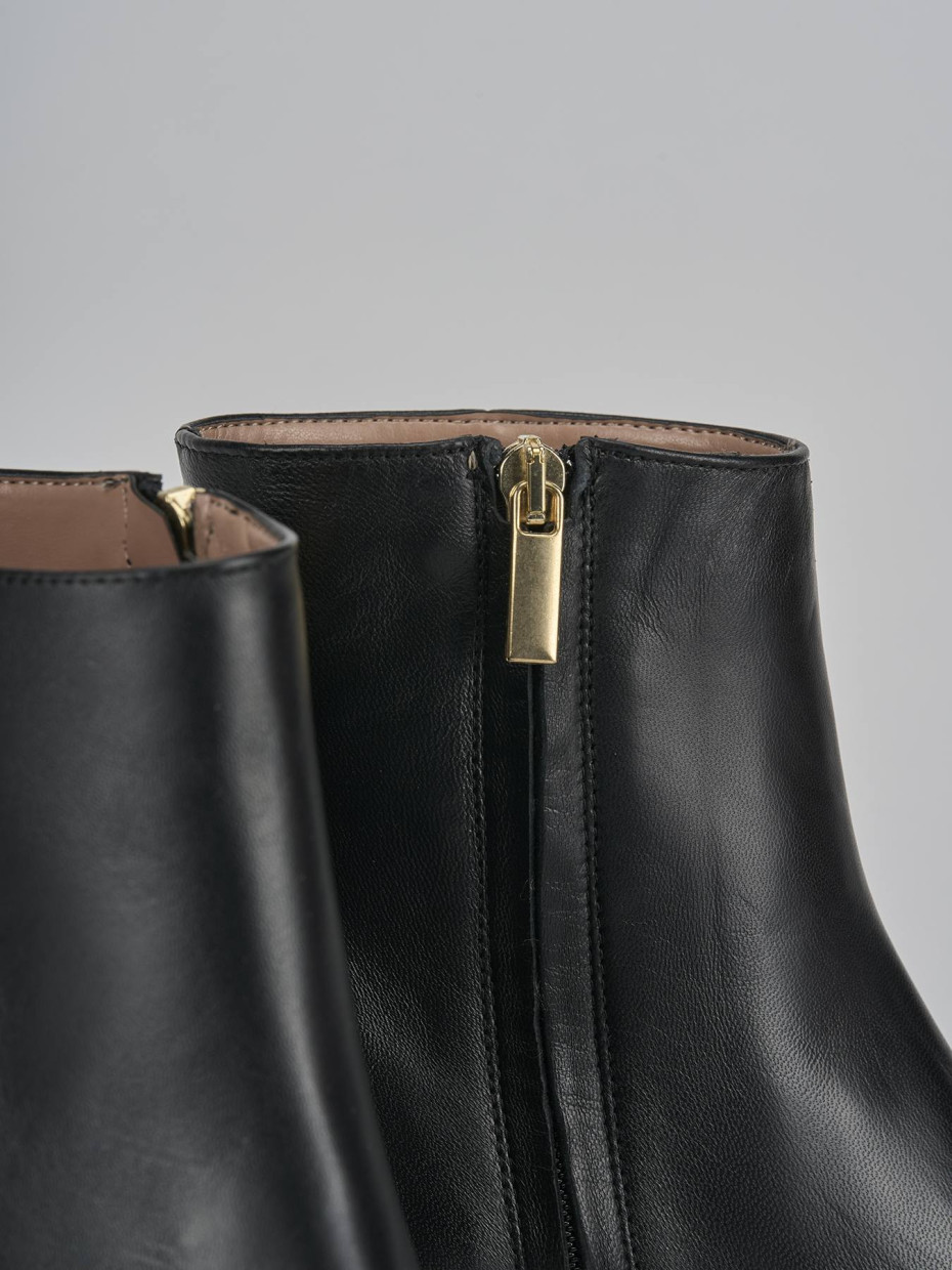 Stivaletti tacco 6cm pelle nero