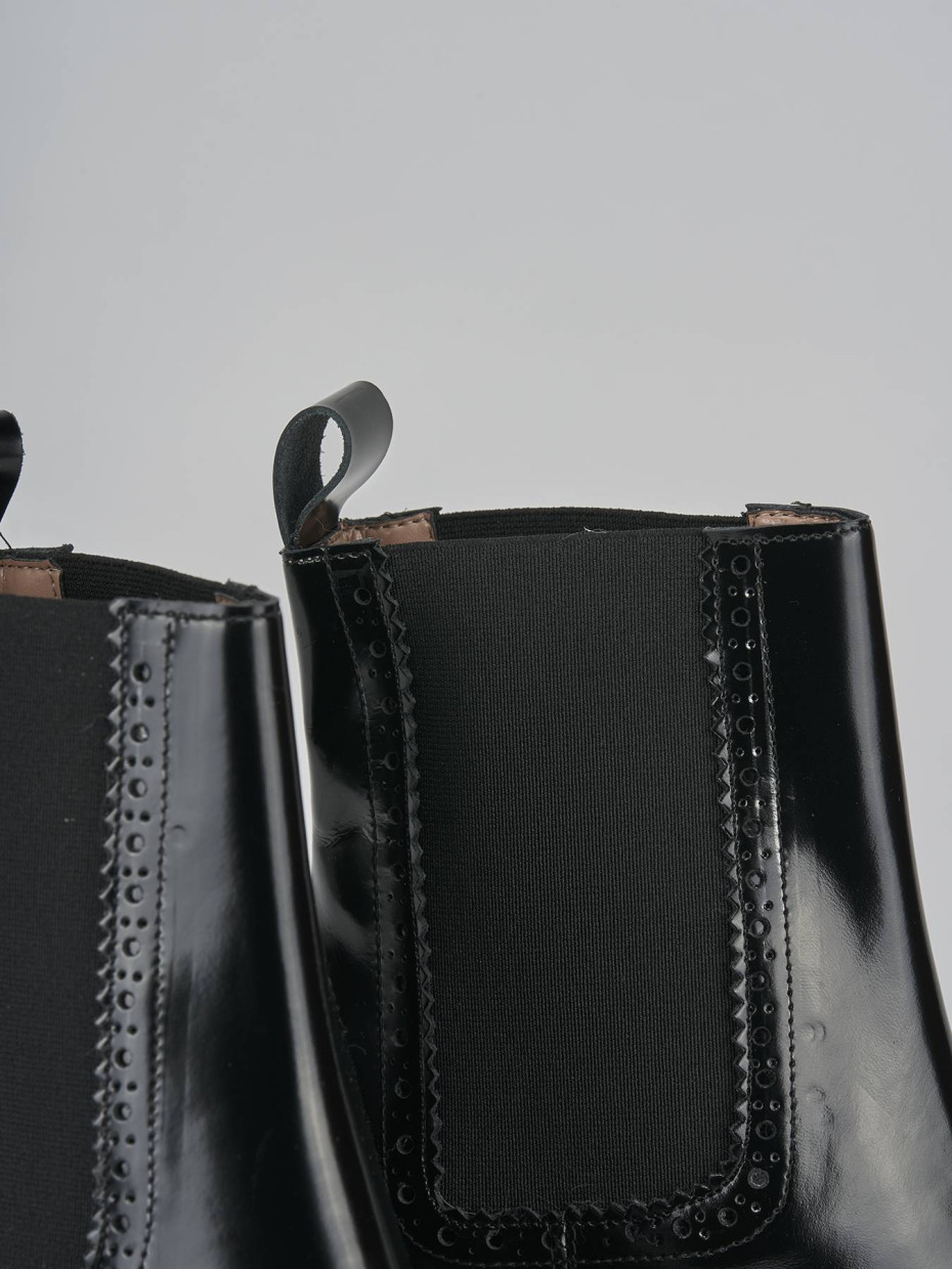 Stivaletti tacco 8cm pelle nero