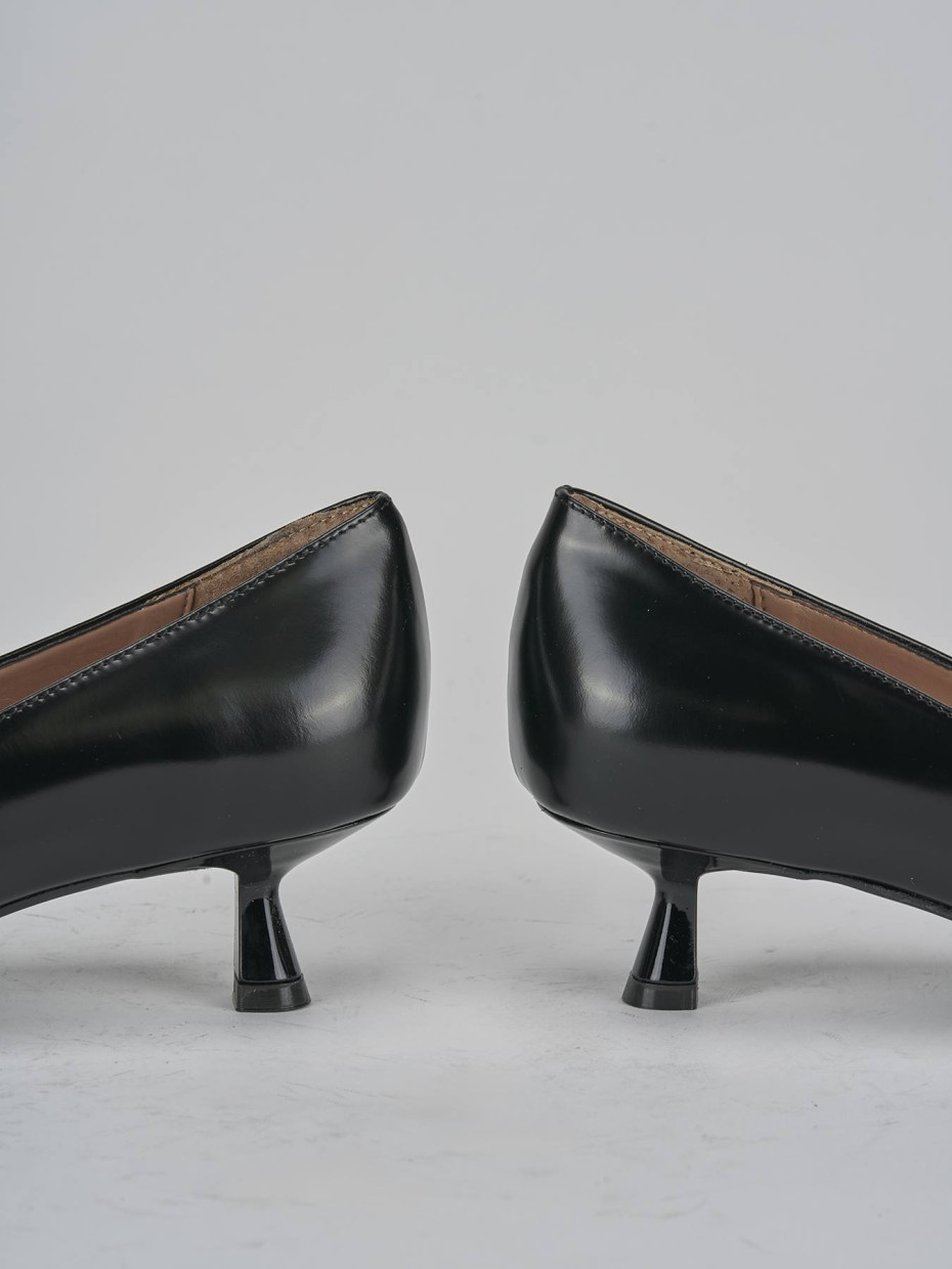 Décolleté e slingback tacco 5cm pelle nero