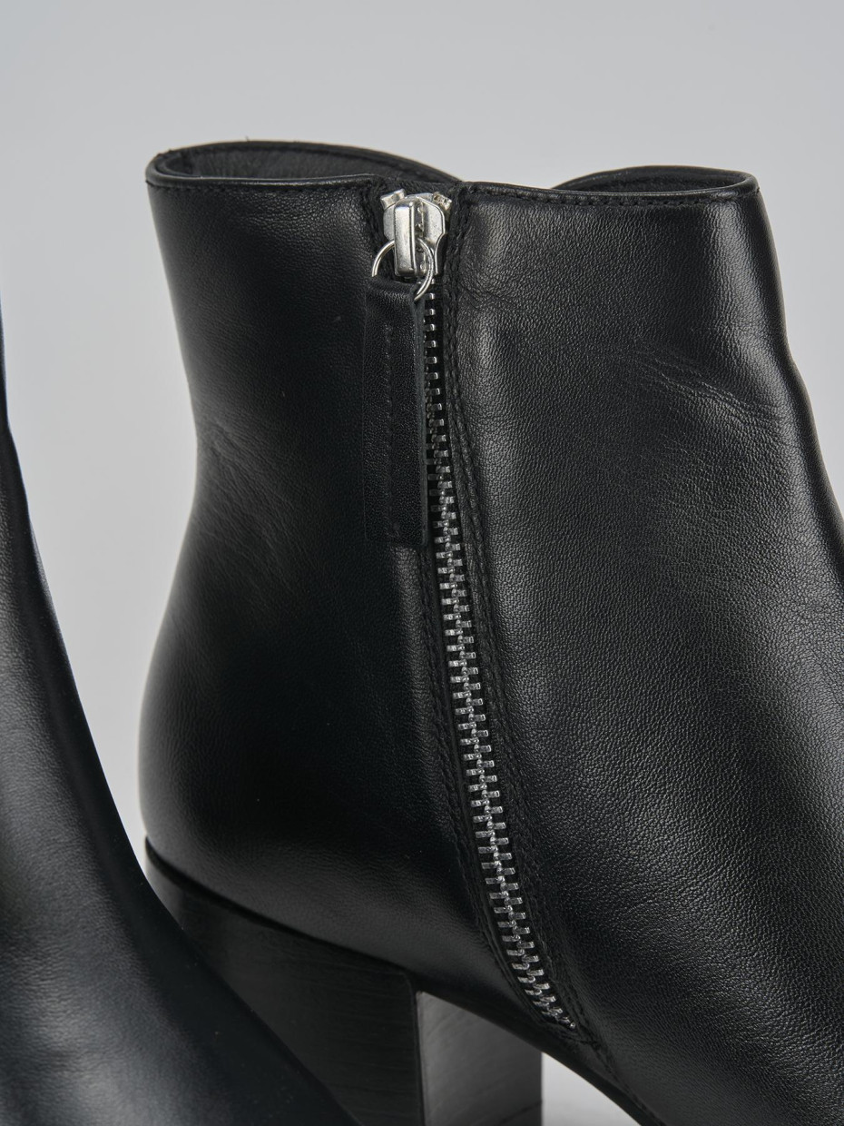 Stivaletti tacco 5cm pelle nero