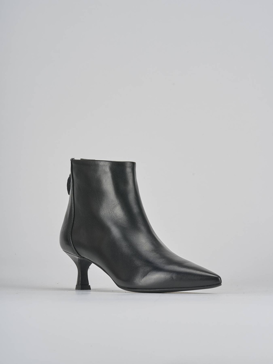 Stivaletti tacco 5cm pelle nero