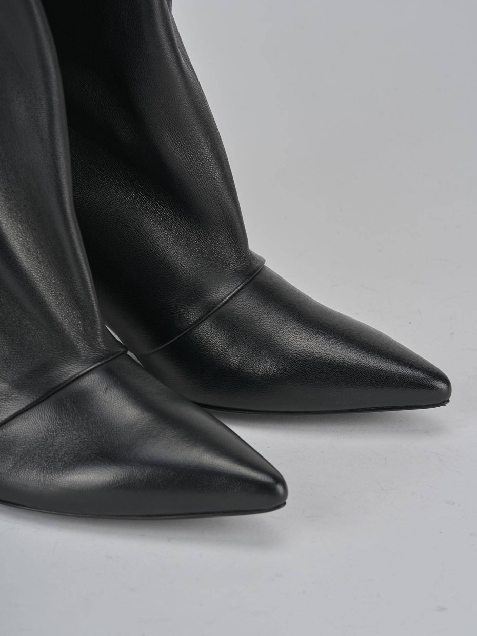Stivali tacco 5cm pelle nero