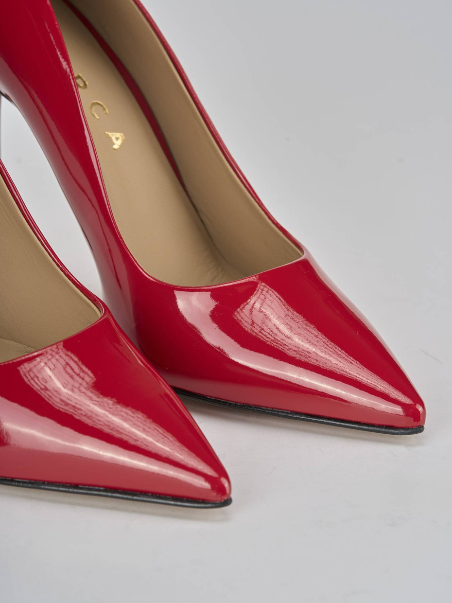 Tacco rosso vernice sales
