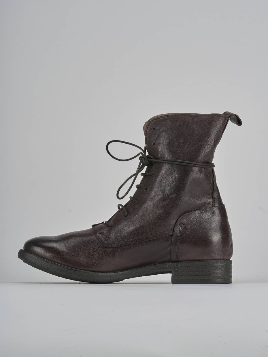 Anfibi tacco 1cm pelle testa