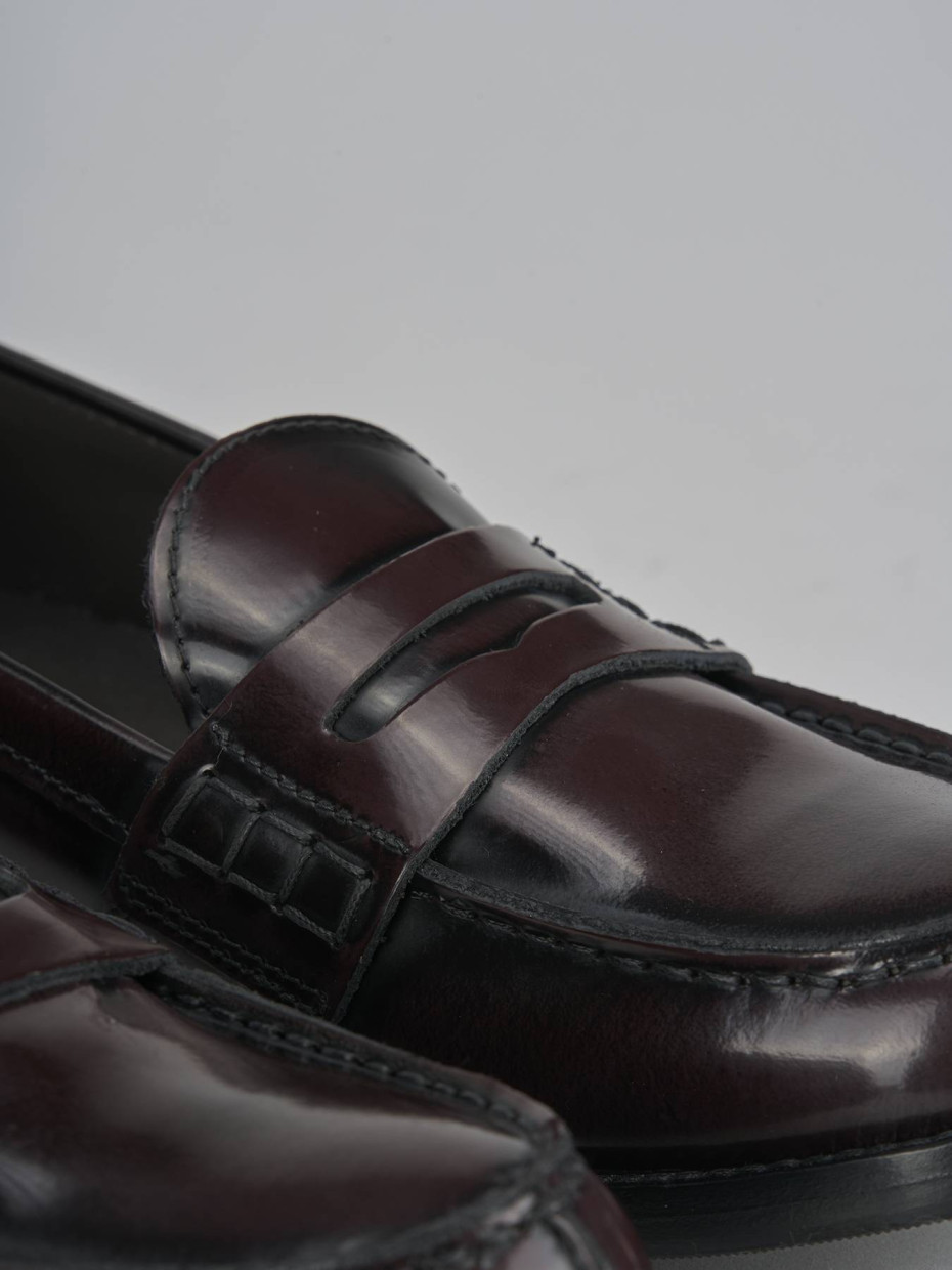Mocassini tacco 2cm pelle bordo'