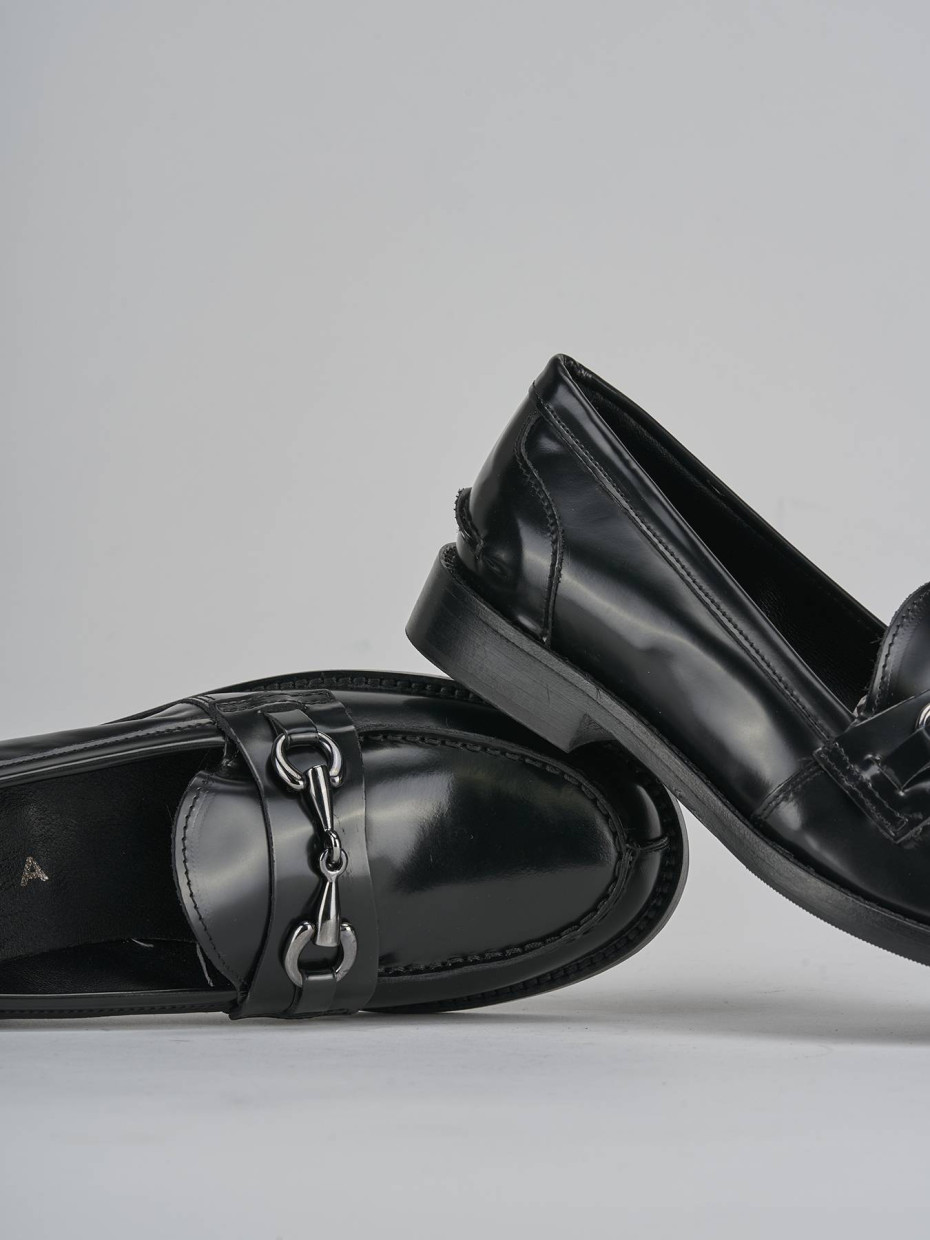 Mocassini tacco 2cm pelle nero