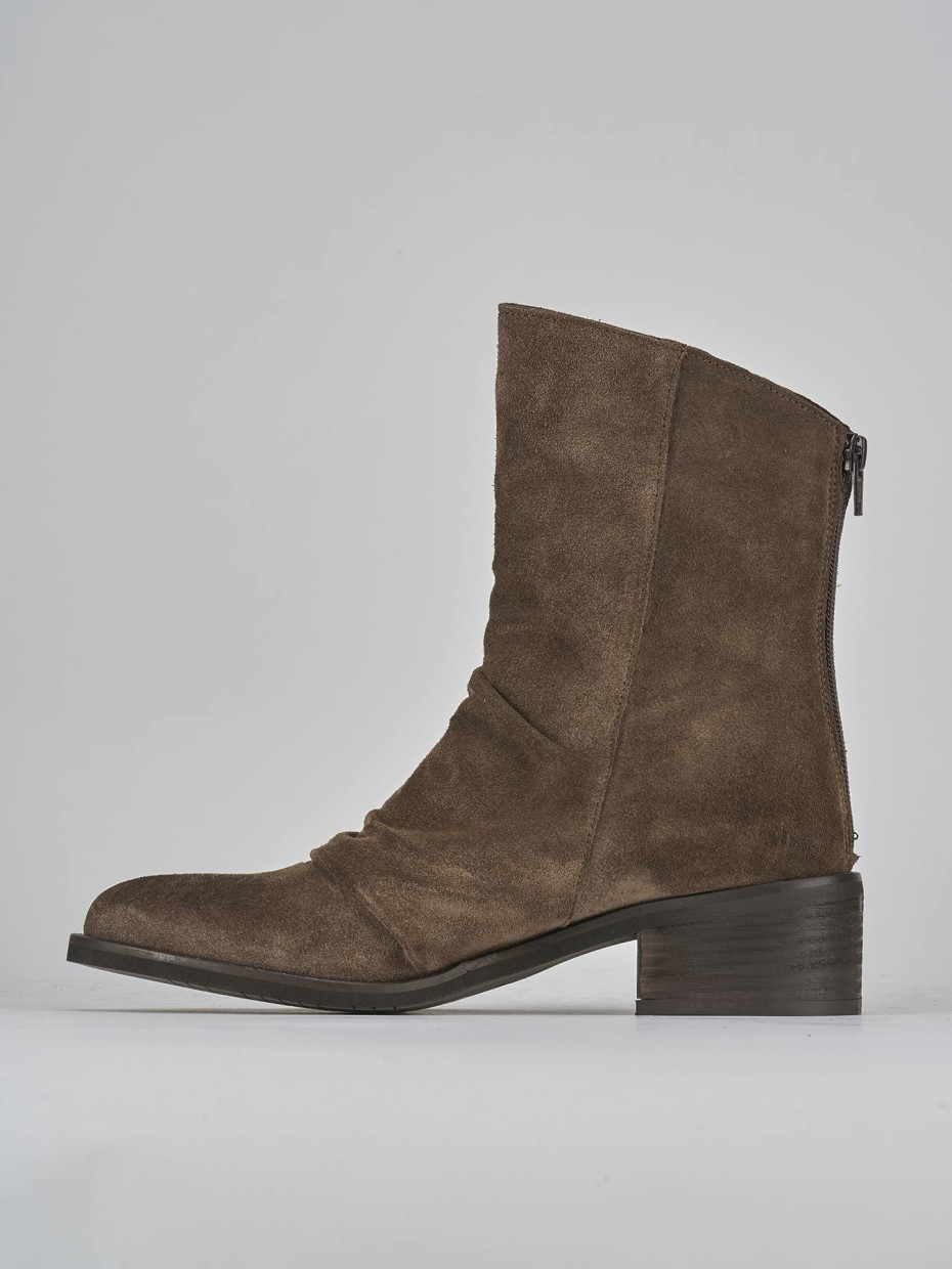 Stivaletti tacco 5cm camoscio beige