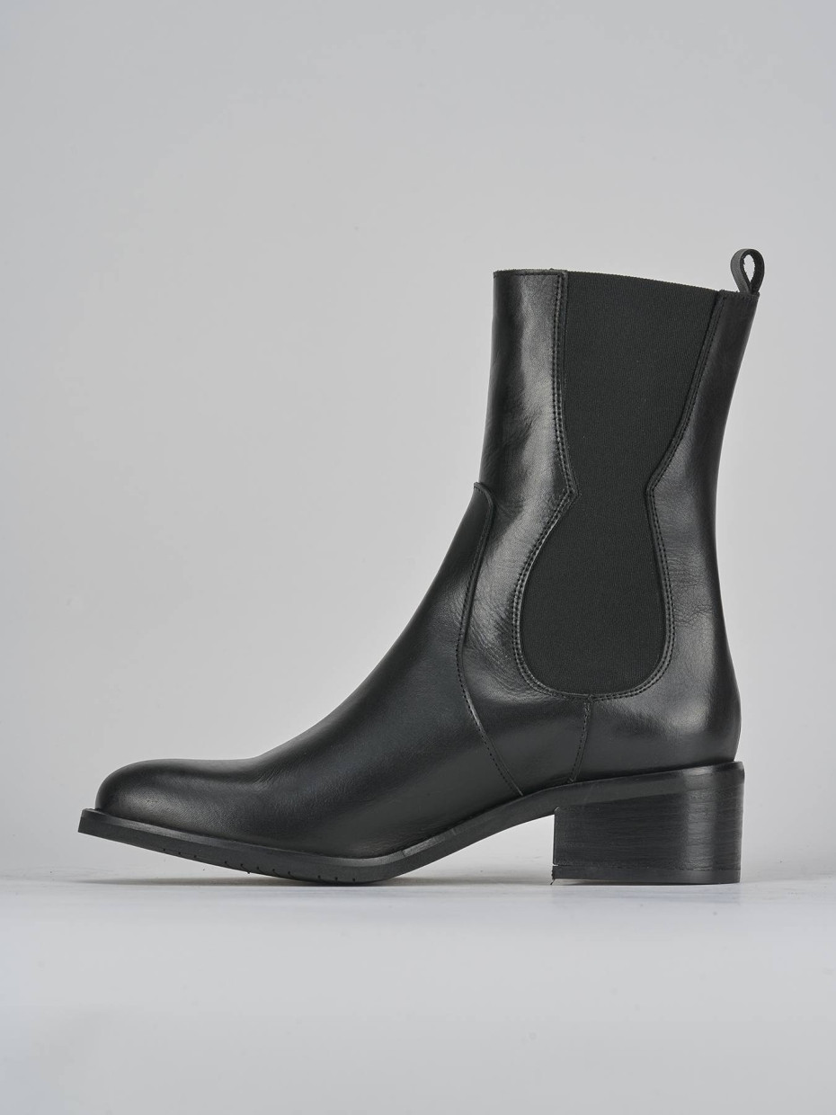 Stivaletti tacco 5cm pelle nero
