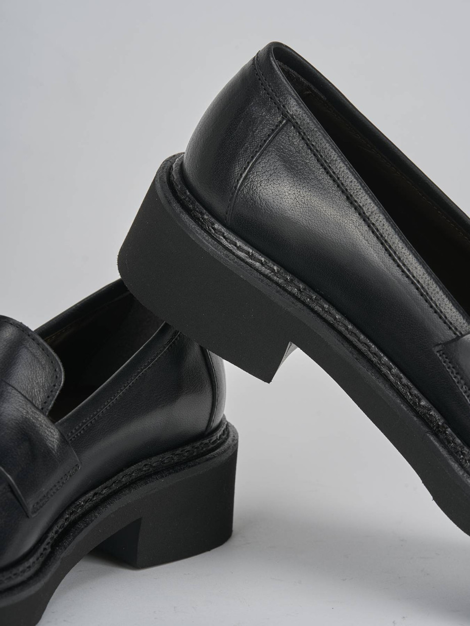 Mocassini tacco 3cm pelle nero