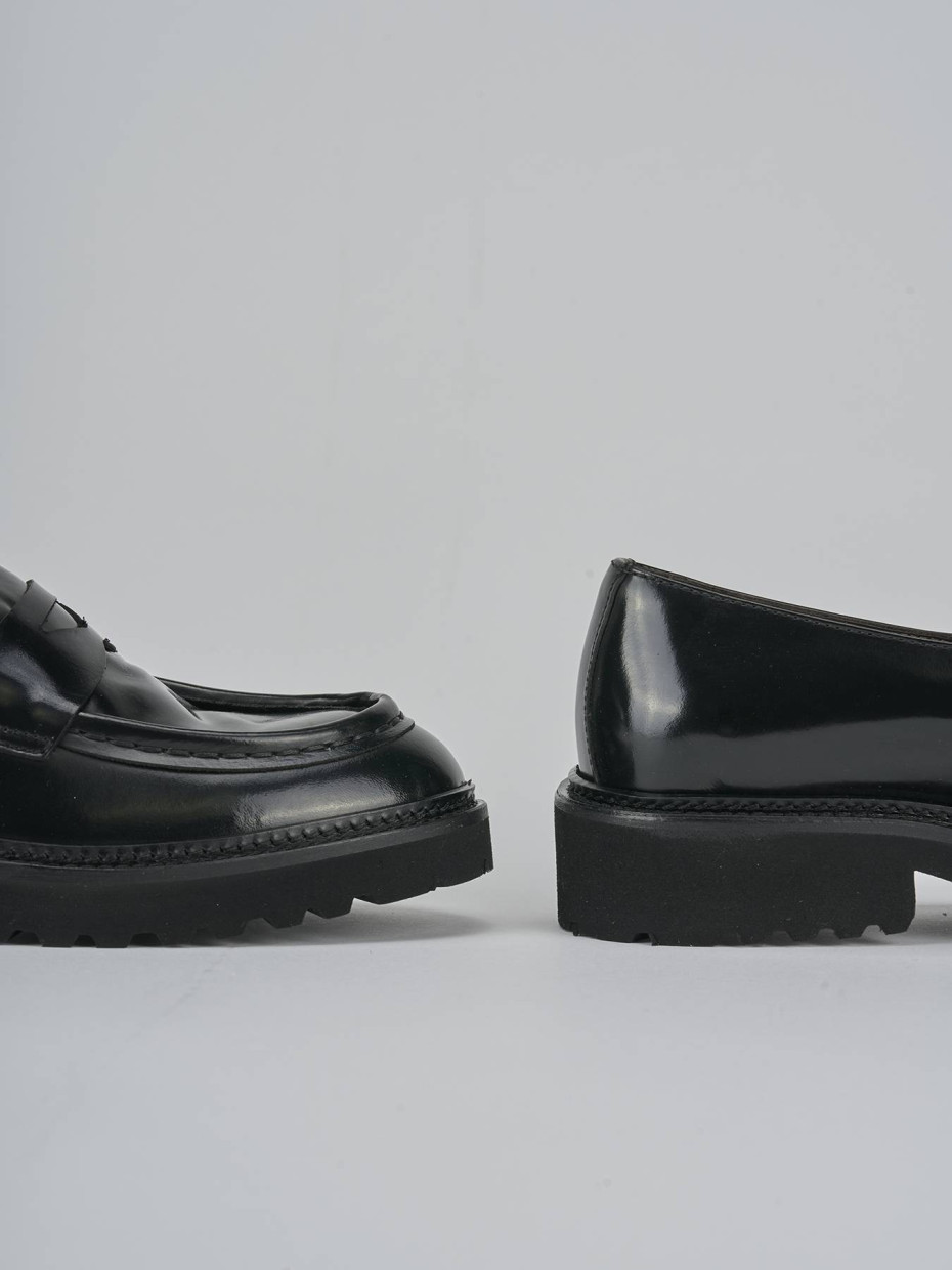 Mocassini tacco 2cm pelle nero