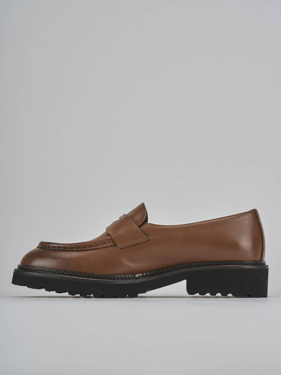 Mocassini tacco 2cm pelle marrone