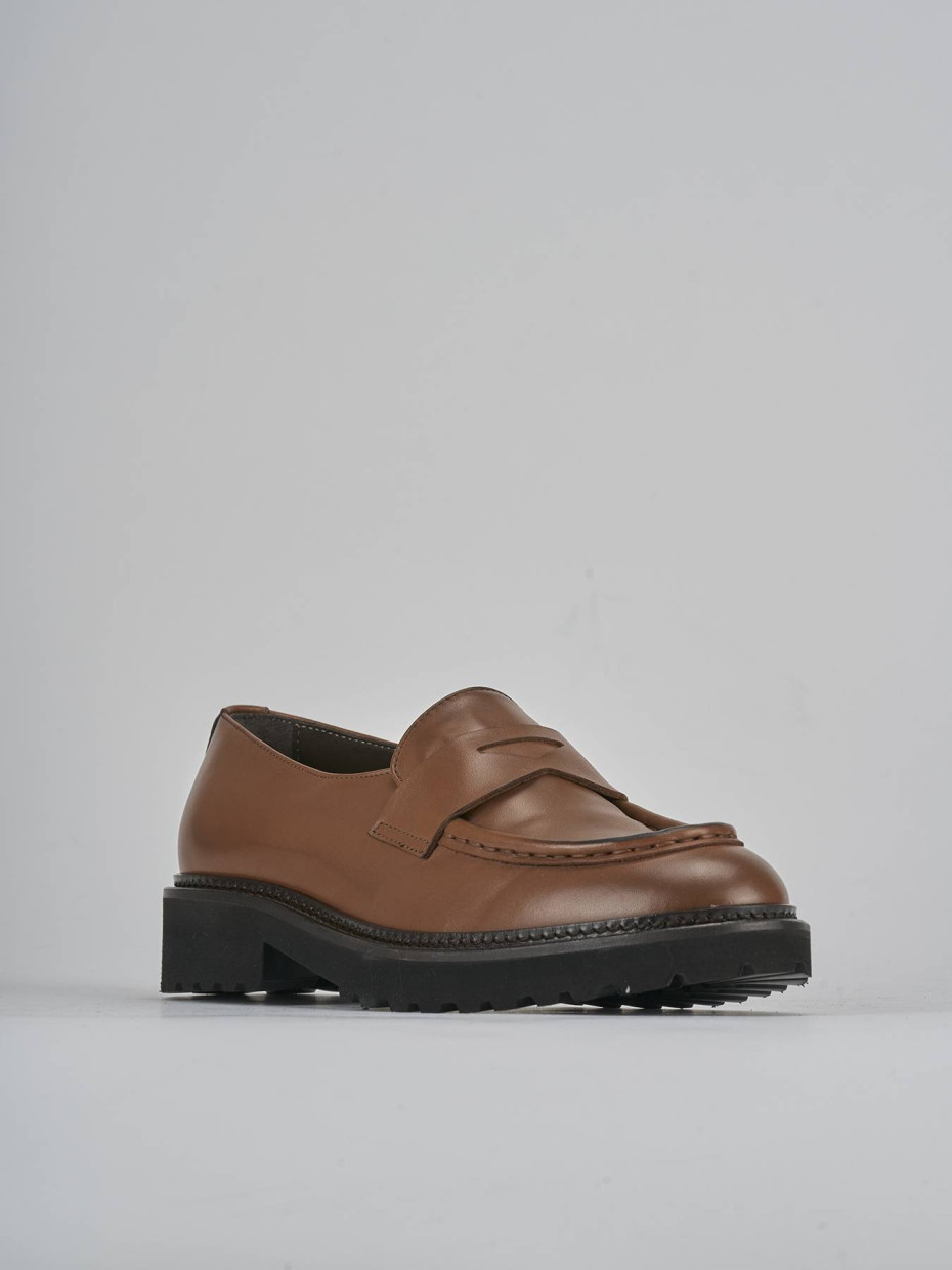 Mocassini tacco 2cm pelle marrone