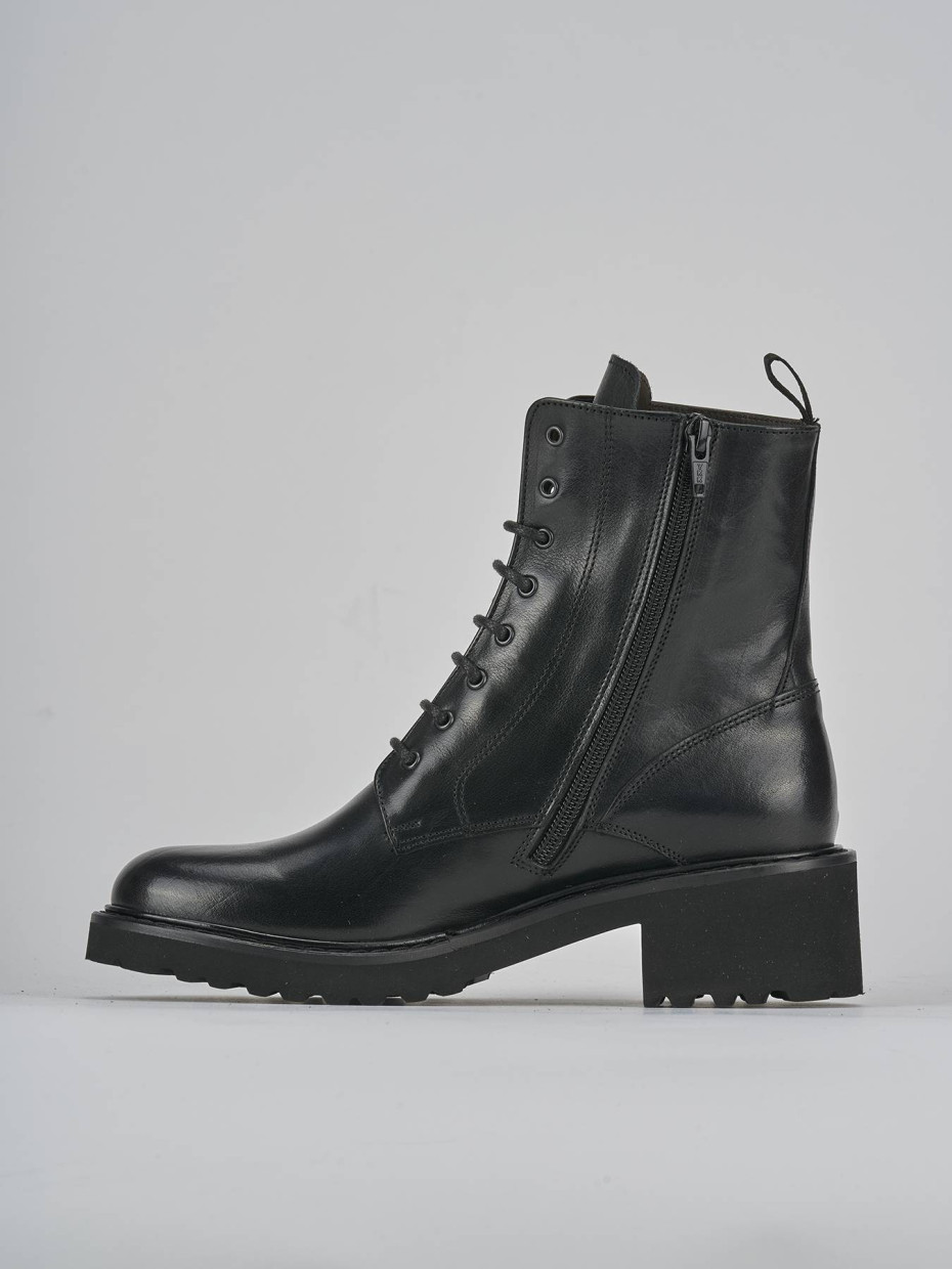 Anfibi tacco 5cm pelle nero