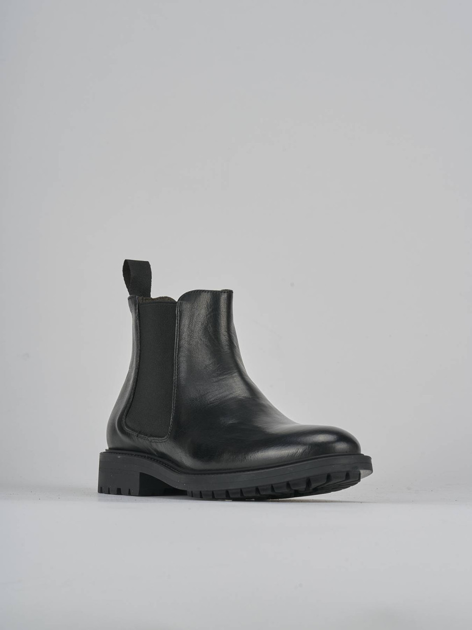 Stivaletti tacco 3cm pelle nero
