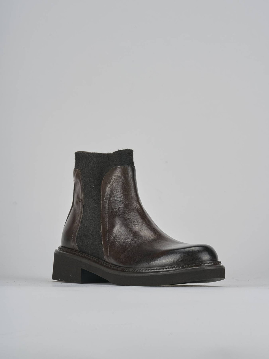 Stivaletti tacco 3cm pelle testa