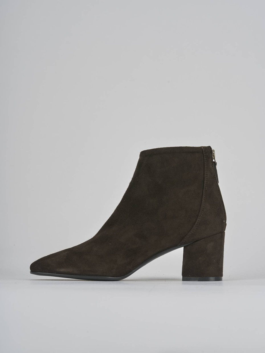 Stivaletti tacco 5cm camoscio testa