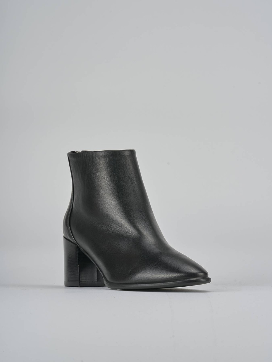 Stivaletti tacco 5cm pelle nero