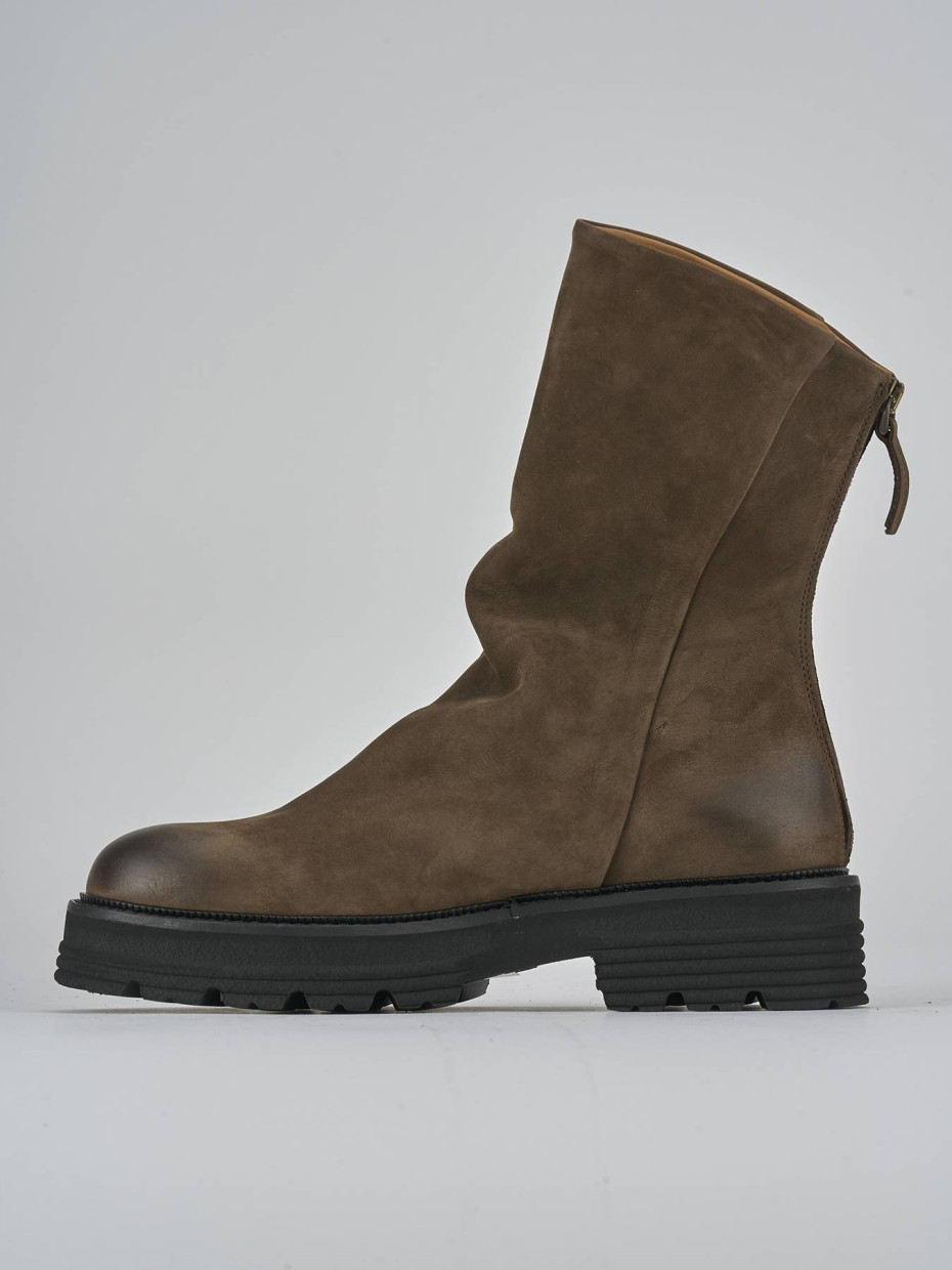 Stivaletti tacco 2cm nabuk testa