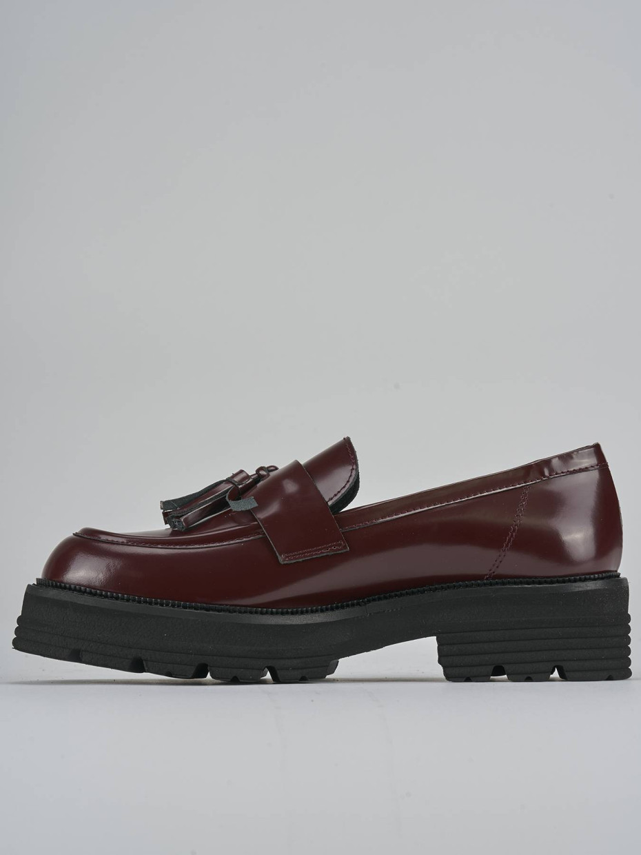 Mocassini tacco 2cm pelle bordo'